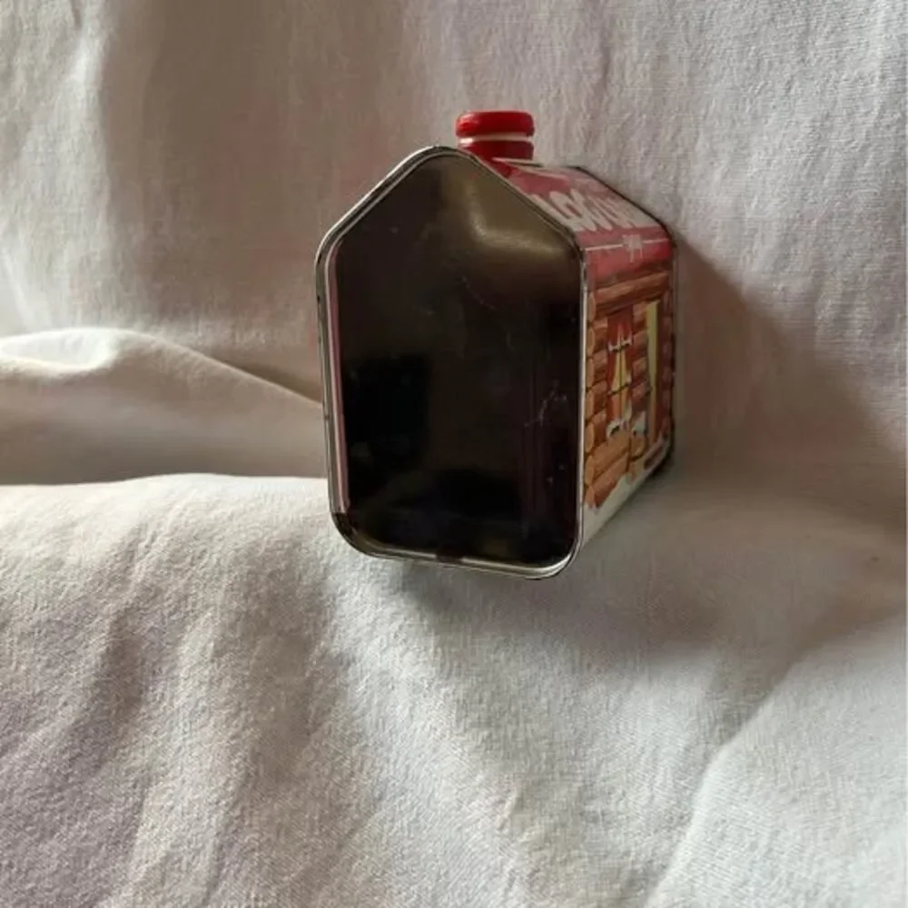 Vintage Retro Log Cabin Syrup 1987 Tin Collectible
